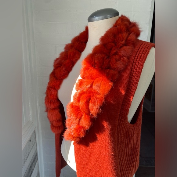 Vintage Jackets & Blazers - Vintage Rabbit fur trim knit 🧶 vest from France